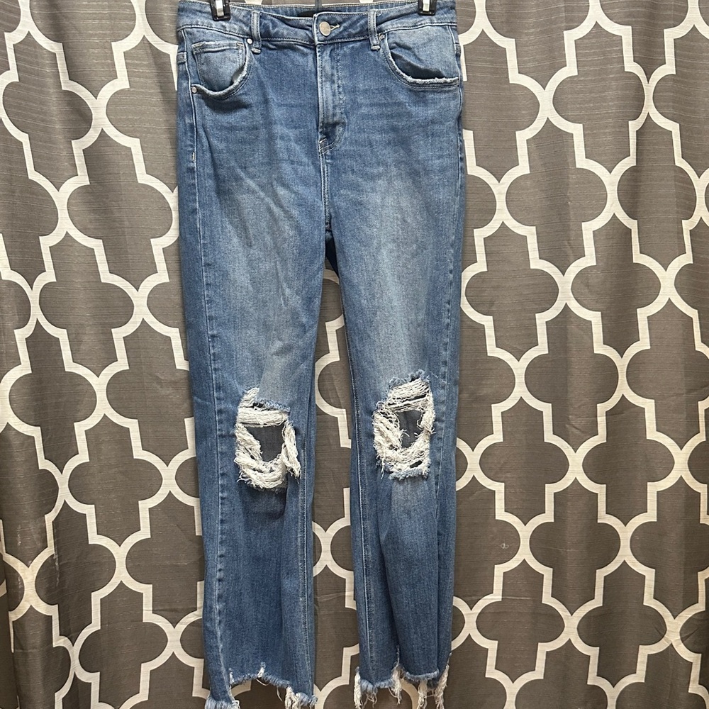 Stylish Blue Distressed Ankle Jeans